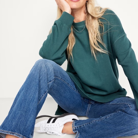 NWT OLD NAVY Oversized Boyfriend Color: Glorious Pine Garment-Dyed Sweatshirt - Picture 4 of 5